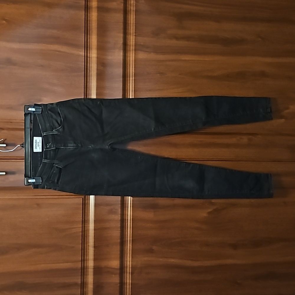 Denizen Levi's High Rise Jegging - black, size 0/24W